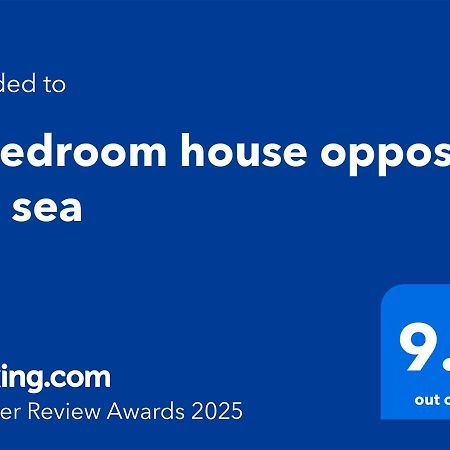 Beach View, 4 Bedroom House Opposite The Sea! Sleeps 10 Sandgate Kültér fotó
